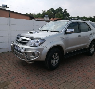 Toyota Hilux 2.7 vvti Raider